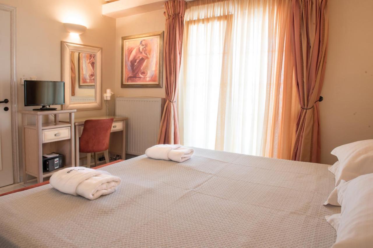 Hotel Strass ปาราเลียกาเตอรีนิส ภายนอก รูปภาพ