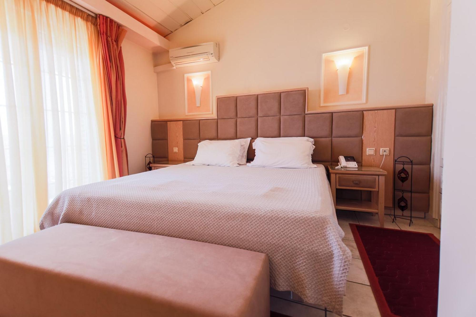 Hotel Strass ปาราเลียกาเตอรีนิส ภายนอก รูปภาพ