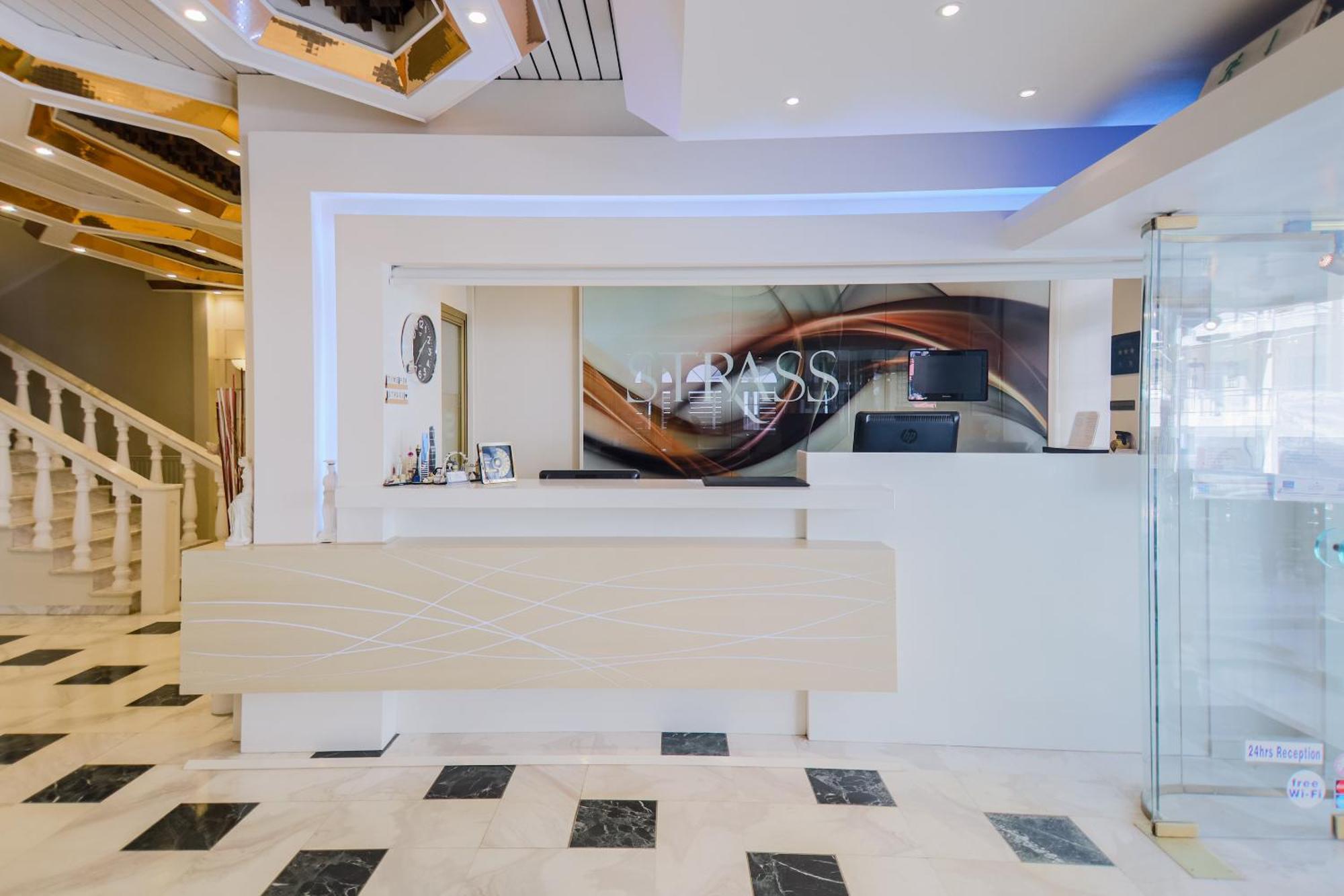 Hotel Strass ปาราเลียกาเตอรีนิส ภายนอก รูปภาพ