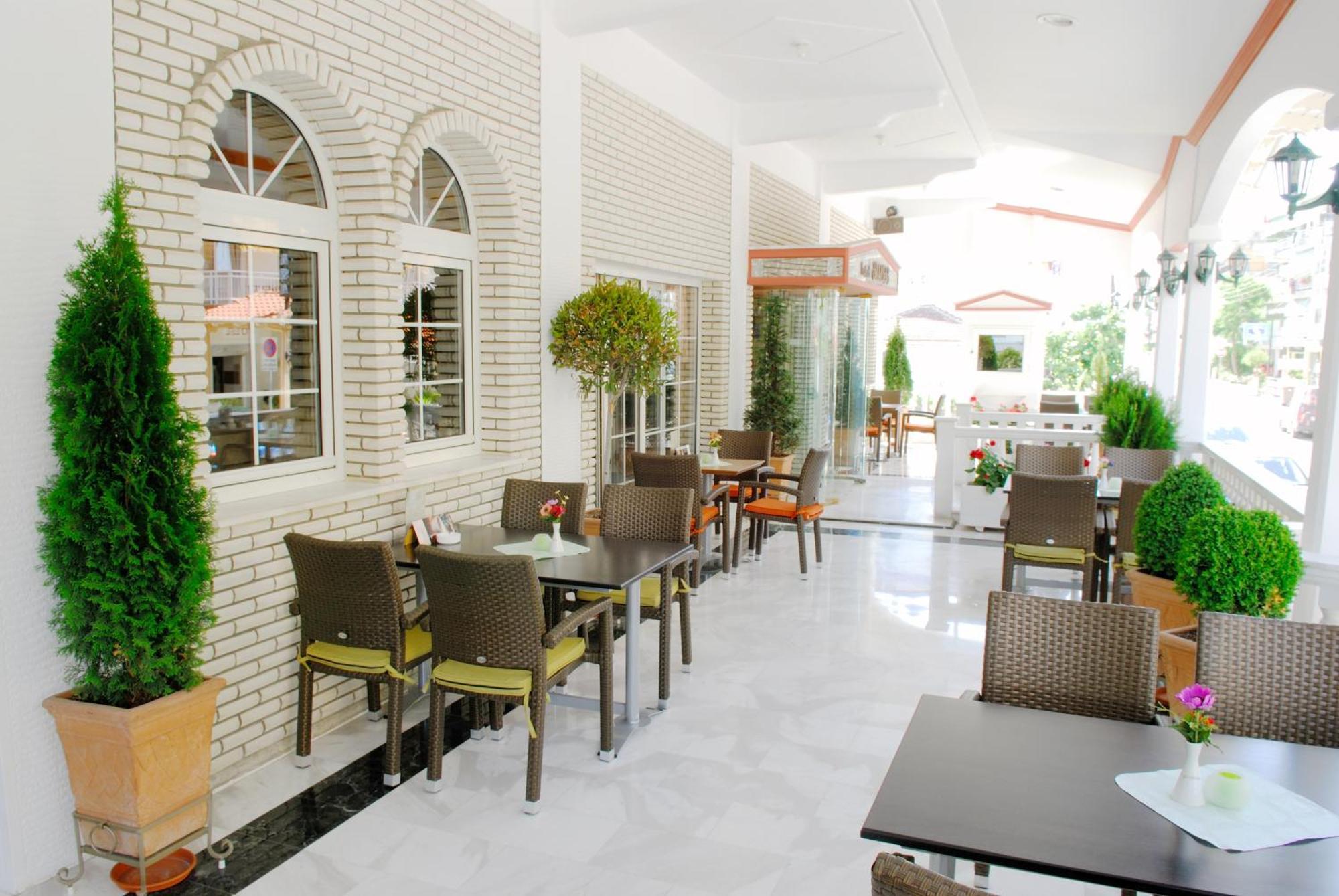 Hotel Strass ปาราเลียกาเตอรีนิส ภายนอก รูปภาพ