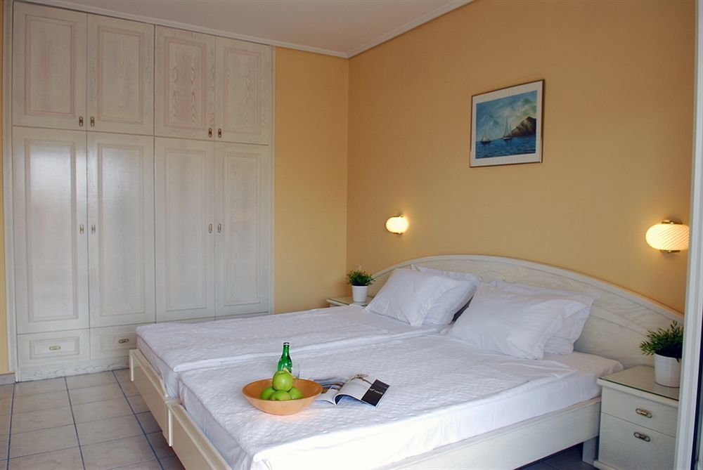 Hotel Strass ปาราเลียกาเตอรีนิส ภายนอก รูปภาพ